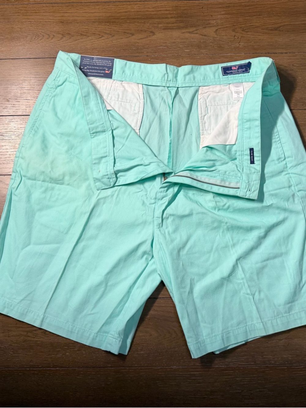 Vineyard Vines Men’s Light Aqua Chino Shorts size 42 NWT